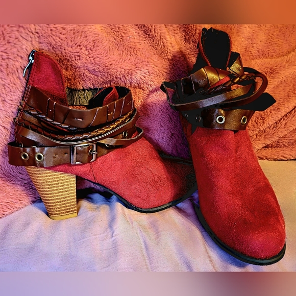 NWOT Cowgirl rock! Strappy 3" high-heeled boots EU 42 (9 1/2 US) Red suede - Picture 7 of 9